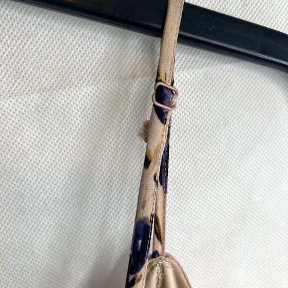 Xhilaration Cream Floral Print Wide Split Leg Halter Floral Jumpsuit Romper MD - Picture 9 of 12